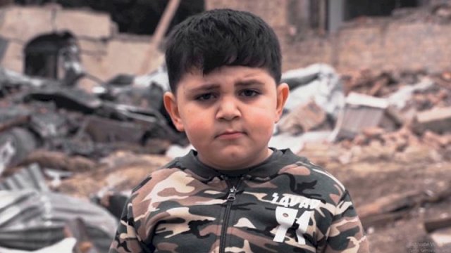 Erməni terrorunda yaxınlarını itirən uşaq: “Anamın qoxusu üçün darıxıram” - VİDEO