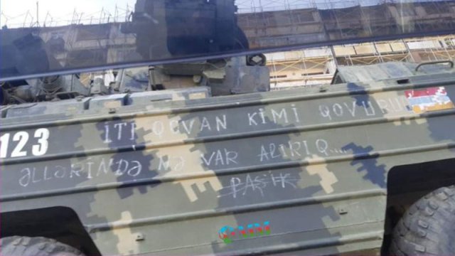 Ermənilərdən ələ keçirilən hərbi texnika Bakıda (FOTO)