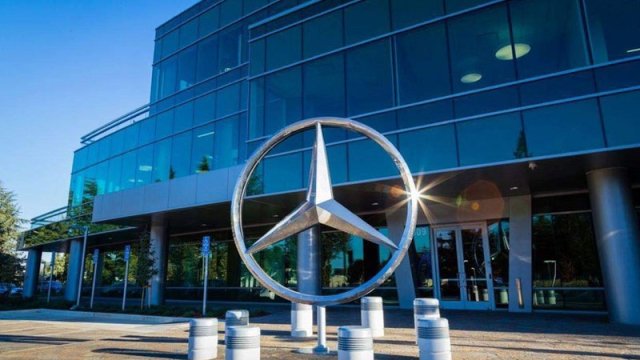 “Mercedes” şirkəti Qarabağ separatçılarına 100 min dollar ianə etdi (FOTO)