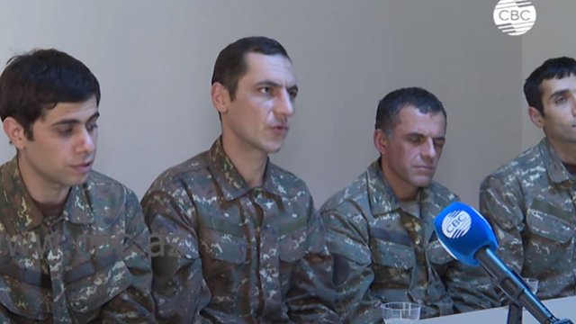 Azərbaycanlı əsgər bronjiletsiz gəldi, silahı yerə qoydu və... - Erməni əsir (VİDEO)