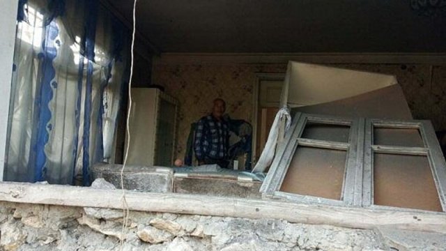 Düşmənin atdığı mərmi Ağdamda evə düşdü