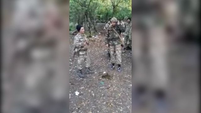 Hərbçilərimiz azad olunan torpaqlarda mahnı oxudu - VİDEO