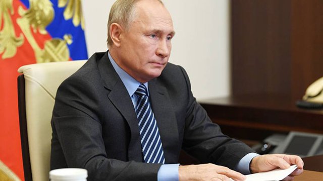 Putin Qarabağla bağlı daha bir fərman imzaladı