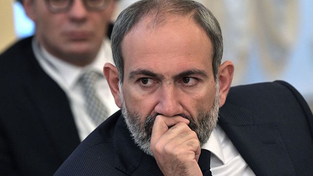 Şuşanı itirəndən sonra aydın oldu ki, mübarizə mənasızdır - Paşinyan