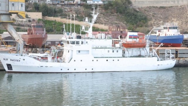 Milli Qəhrəmanın adını daşıyan tədqiqat gəmisi ekspedisiyalara başladı - VİDEO