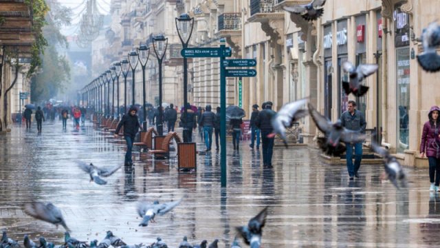 Sabah hava yağışlı, küləkli olacaq