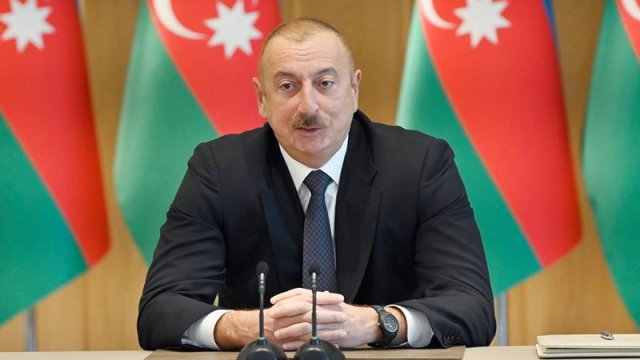 Prezident Kənan Seyidova general-mayor ali hərbi rütbəsi verdi