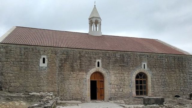 Ermənilərdən daha bir saxtakarlıq: abidəyə zəng qülləsi artırdılar - FOTOFAKT