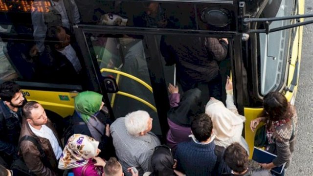 Azərbaycanda virusa görə iş saatı azaldılır? – “Yoluxma mənbəyi avtobuslardır”