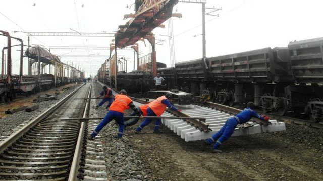Naxçıvana dəmir yolunun bərpası ilə bağlı göstəriş verilib