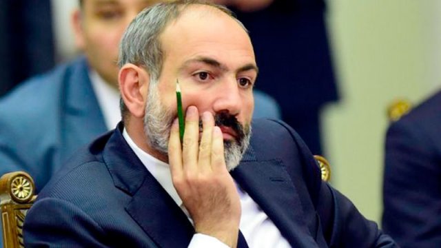 Paşinyan onları da vəzifədən azad etdi
