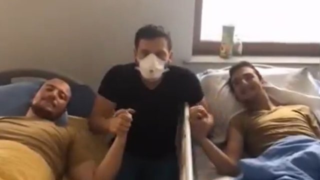 Birgə döyüşüb, birgə yaralanan ata-anasız qardaşlar - VİDEO