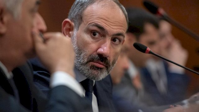 “Paşinyan Zəngəzuru Əliyevə verəcək” – Ermənistanın keçmiş naziri