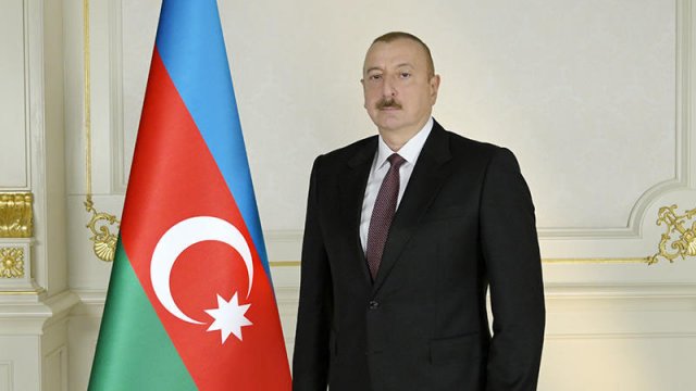 Mariya Pavlovna İlham Əliyevi təbrik etdi