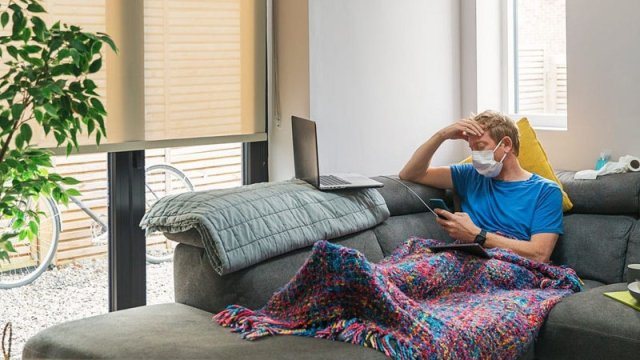 Evdə müalicə olunan koronaviruslu xəstələrə XƏBƏRDARLIQ