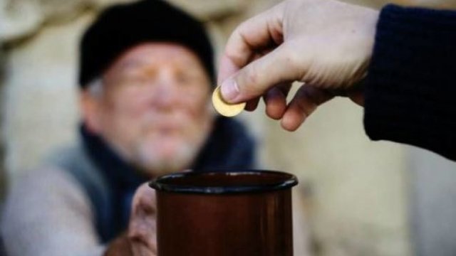 32 milyondan çox insan həddindən artıq yoxsulluq içində yaşayacaq - BMT