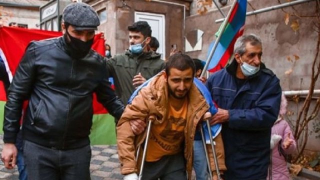 Qazimizin qarşılandığı anın görüntüsü həftənin fotosu seçildi - FOTO