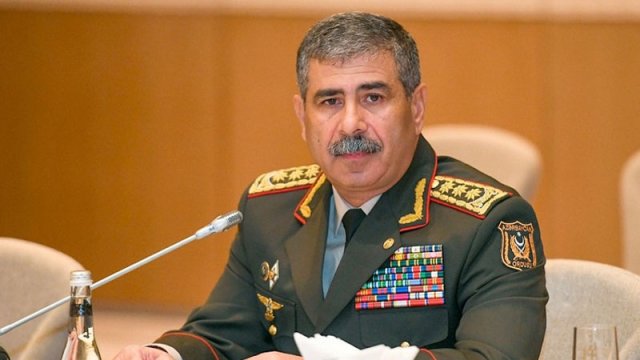 Zakir Həsənov bu şəxsləri təltif etdi - FOTO
