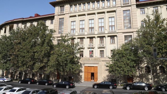 Sərt karantində fəaliyyətinə icazə verilən sahələr - SİYAHI