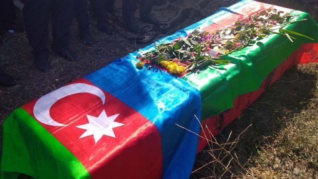 Salyanda şəhid dəfn olundu (FOTO)