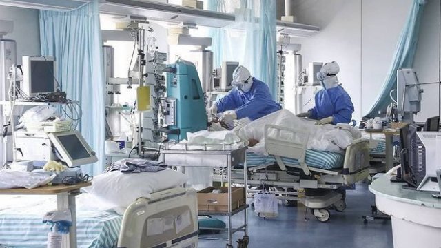 Azərbaycanda professor koronavirusdan öldü - FOTO