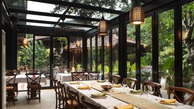 Karantində kafe və restoranlar necə çalışmalıdır? (RƏSMİ)