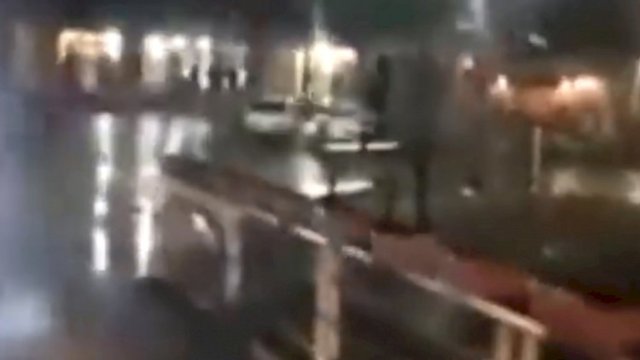 Azərbaycan hərbçiləri Xankəndi küçələrində - VİDEO