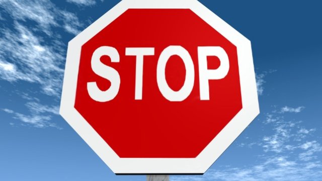 Ukrayna Ermənistandan gələnlərə məhdudiyyət qoydu