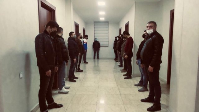 DİN-dən Bakıda karantinə məhəl qoymayan restoranda reyd: 28 müştəri saxlanıldı