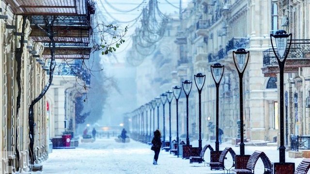 Bu gün Azərbaycana qış fəsli DAXİL OLUR