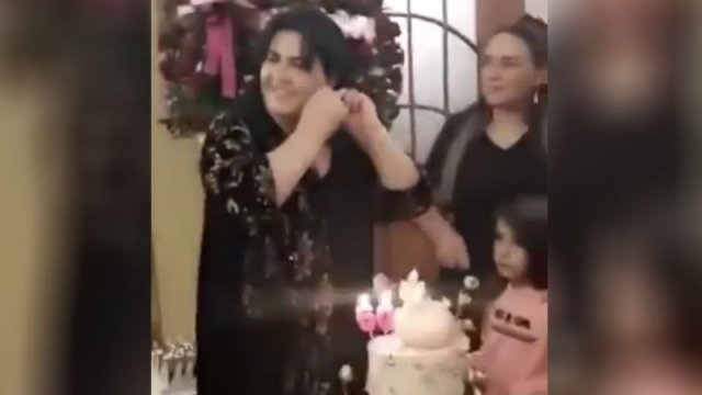 Bakıda məktəb direktoru karantini pozub özünə dəbdəbəli ad günü keçirdi - VİDEO