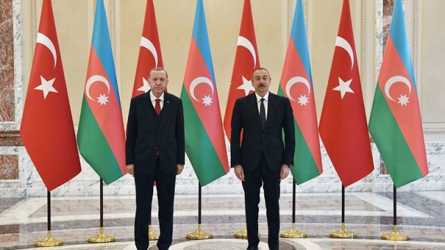 Ərdoğan İlham Əliyevə zəng etdi