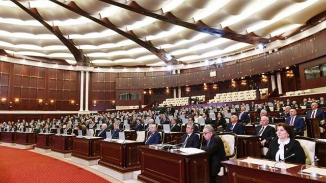 Milli Məclis gələn ilin büdcəsini təsdiq etdi