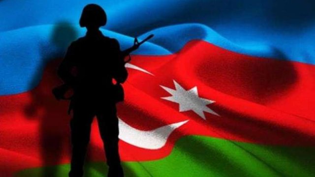 Gənc şair şəhidlərimizin xatirəsinə şeir həsr etdi - VİDEO