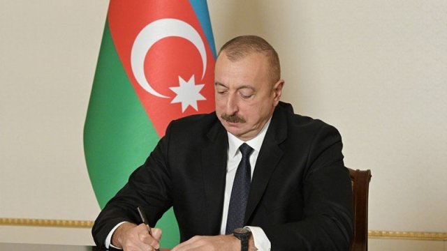 Prezident sərəncam imzaladı