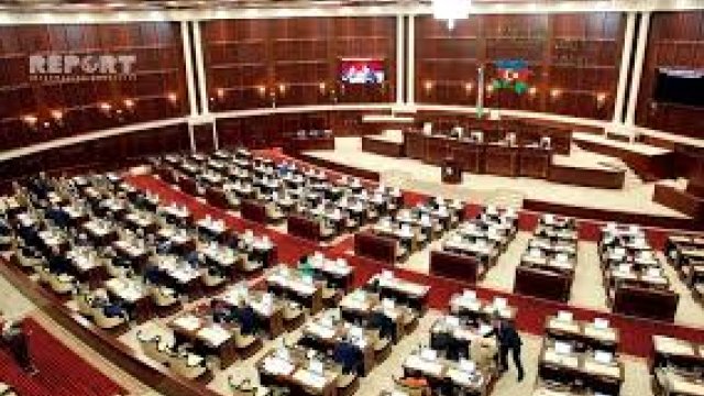 Milli Məclisin son iclasında nələr müzakirə ediləcək? - SİYAHI
