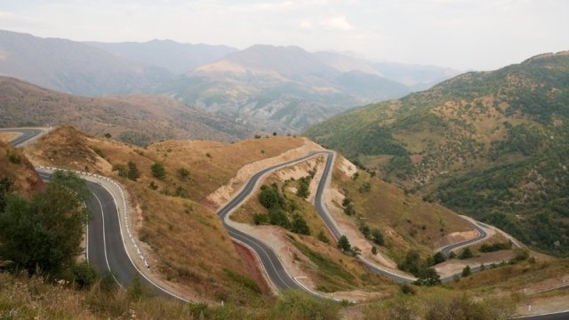 Ermənistan su elektrik stansiyasını və 30 hektar bağ sahəsini AZƏRBAYCANA QAYTARIR