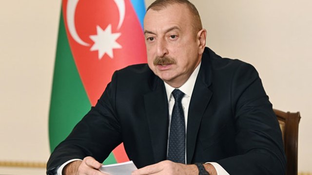 Prezident ATU əməkdaşlarına orden və fəxri adlar verdi