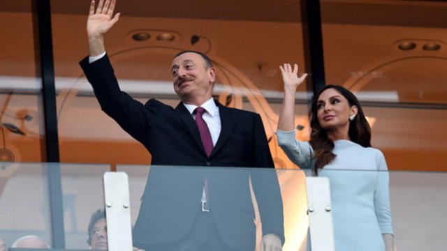 Prezident və Birinci xanımdan Teymur Rəcəbova TƏBRİK