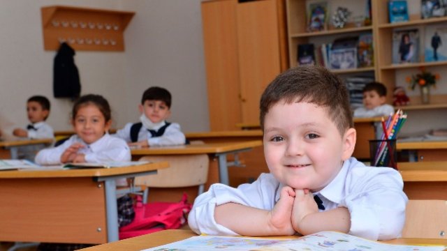 Şagirdlərin yerdəyişməsi yenidən dayandırılacaq