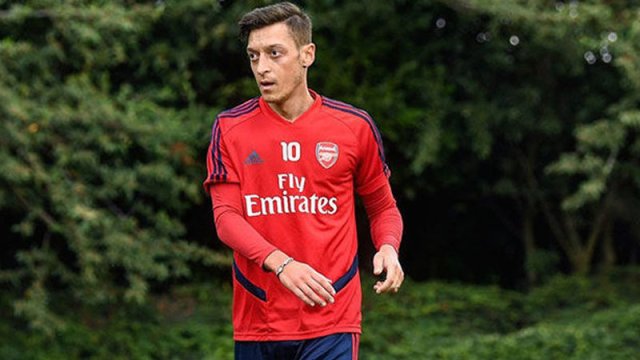 Özil \