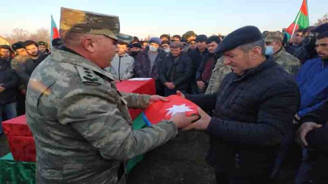 Qusarda daha iki şəhidimiz dəfn olundu - FOTOLAR