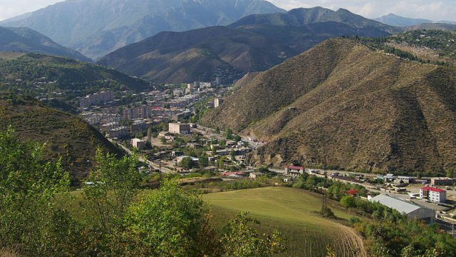 Sabiq nazir ermənilərin Azərbaycanla ərazi mübadiləsi iddiasını şərh etdi