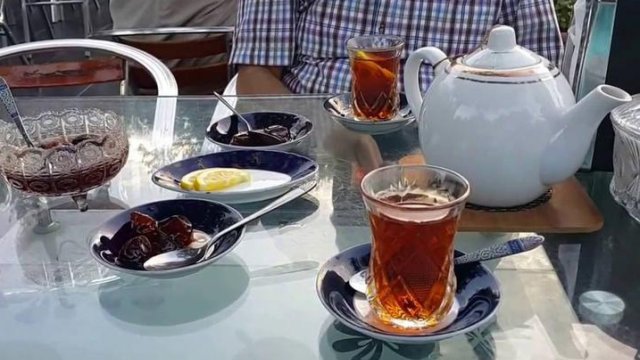 Karantini pozan çayxana sahibi və müştərilər cəzalandırıldı
