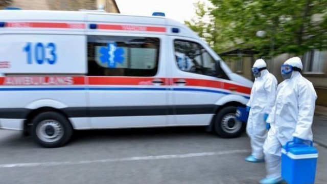 Azərbaycanda koronavirusdan daha bir həkim öldü - FOTO
