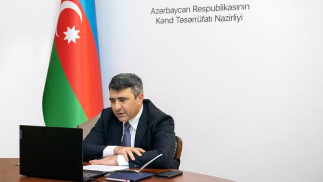 İnam Kərimov onlayn müşavirə keçirdi