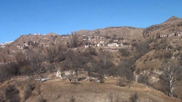 Kəlbəcər rayonunun Daşbulaq kəndindən görüntülər (VİDEO)