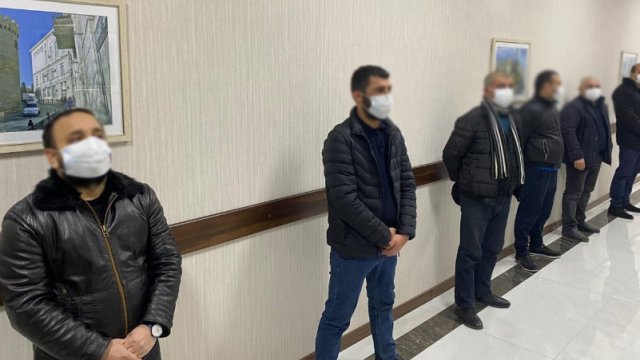 “Şeş-Beş” kafesinin sahibi və müştərilər cəzalandırıldı