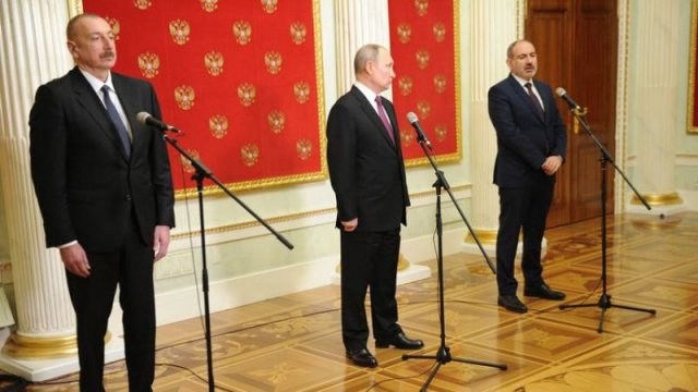 Əliyev, Putin və Paşinyan mətbuata bəyanatla çıxış ediblər - FOTO