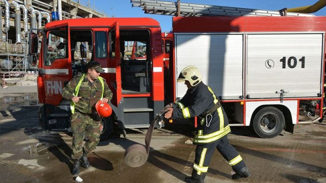 Bakıda zavodda partlayış olub: ölən var